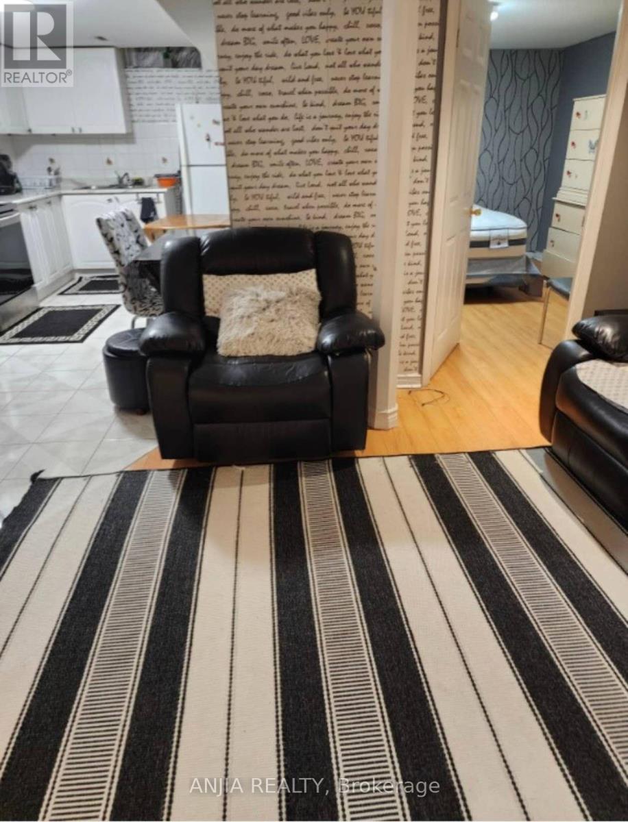 Bsmt - 81 Brimstone Crescent, Toronto, Ontario  M1V 3C8 - Photo 2 - E12634788