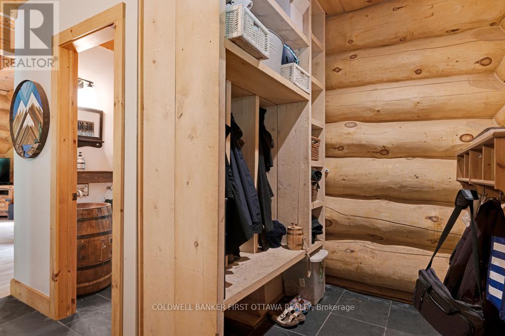 540 Ski Hill Road, Mississippi Mills, Ontario  K0A 2X0 - Photo 8 - X12489644