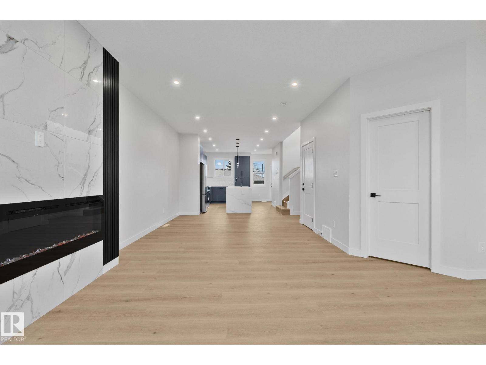 12715 114 St Nw, Edmonton, Alberta T5E 5C6 - Photo 3 - E4451124