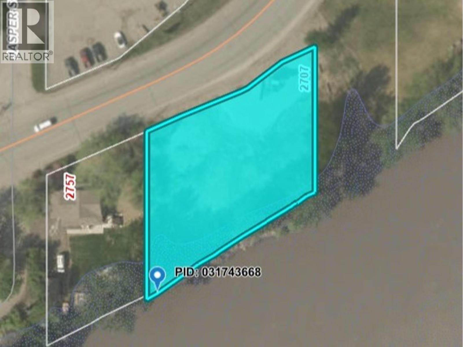 2707 Queensway Street, Prince George, British Columbia  V2L 4M3 - Photo 1 - C8074511