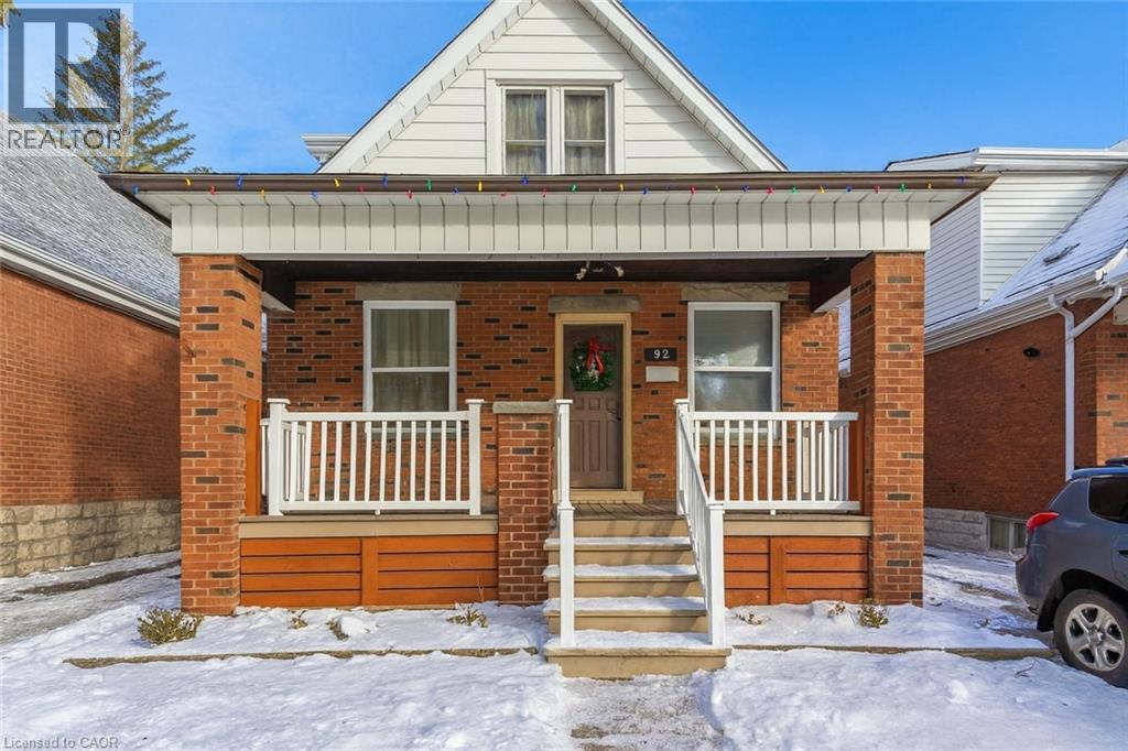 92 HUXLEY Avenue S, Hamilton, Ontario
