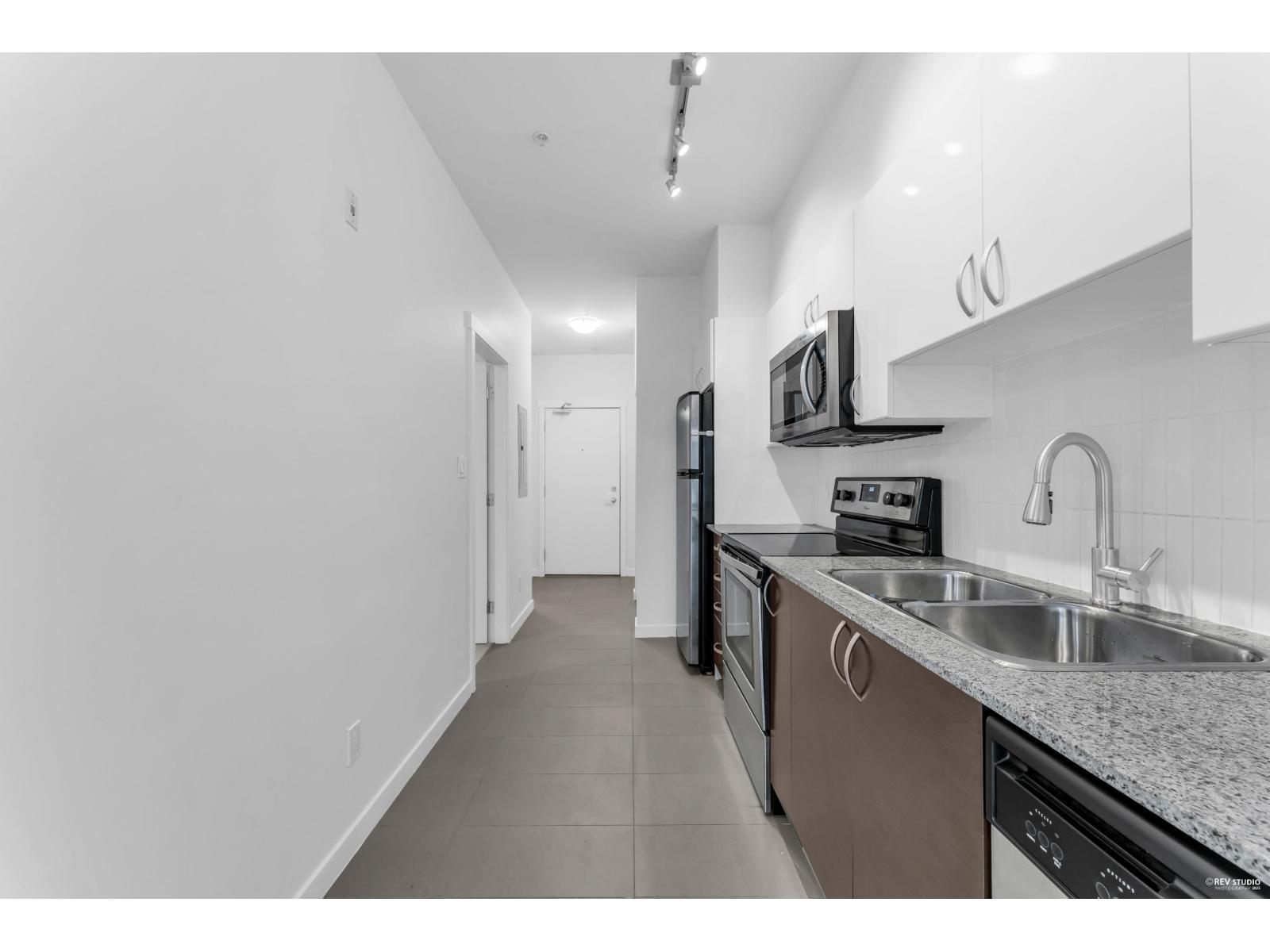 303 13728 108 Avenue, Surrey, British Columbia  V3T 0G2 - Photo 10 - R3071135