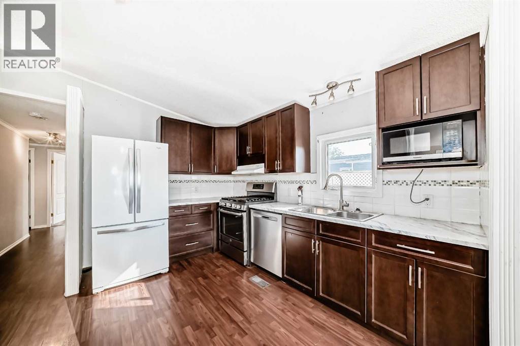 842 Briarwood Road, Strathmore, Alberta T1P 1E8 - Photo 11 - A2255913