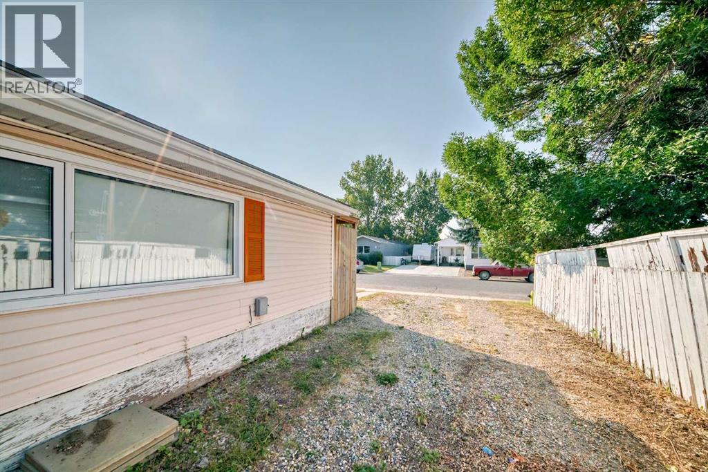 842 Briarwood Road, Strathmore, Alberta T1P 1E8 - Photo 42 - A2255913