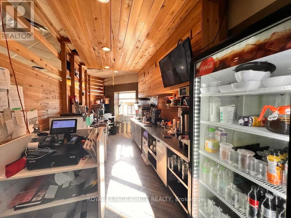 1060 Innisfil Beach Rd. Road S, Innisfil, Ontario L9S 2M5 - Photo 10 - N12634740