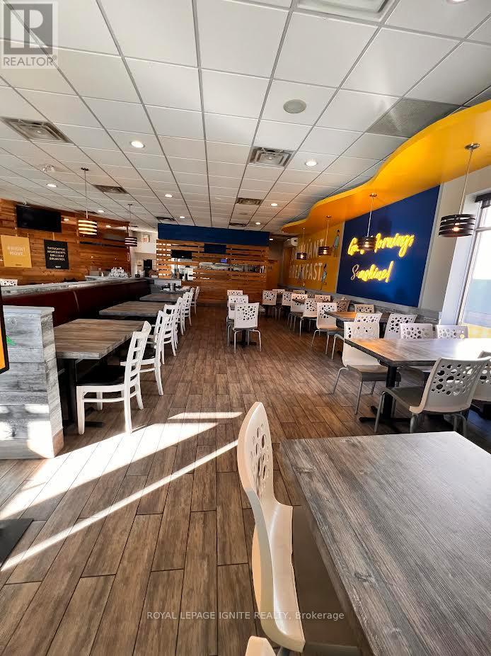 1060 Innisfil Beach Rd. Road S, Innisfil, Ontario L9S 2M5 - Photo 6 - N12634740