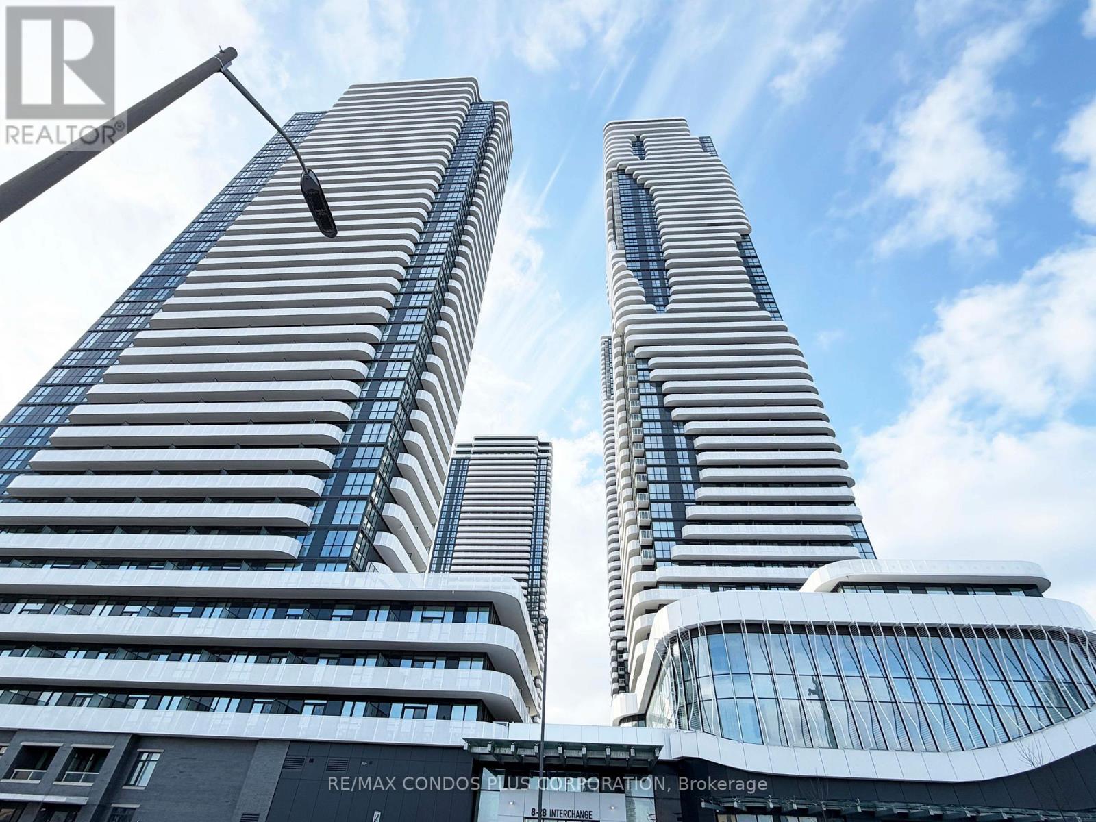 815 - 8 INTERCHANGE WAY, Vaughan, Ontario