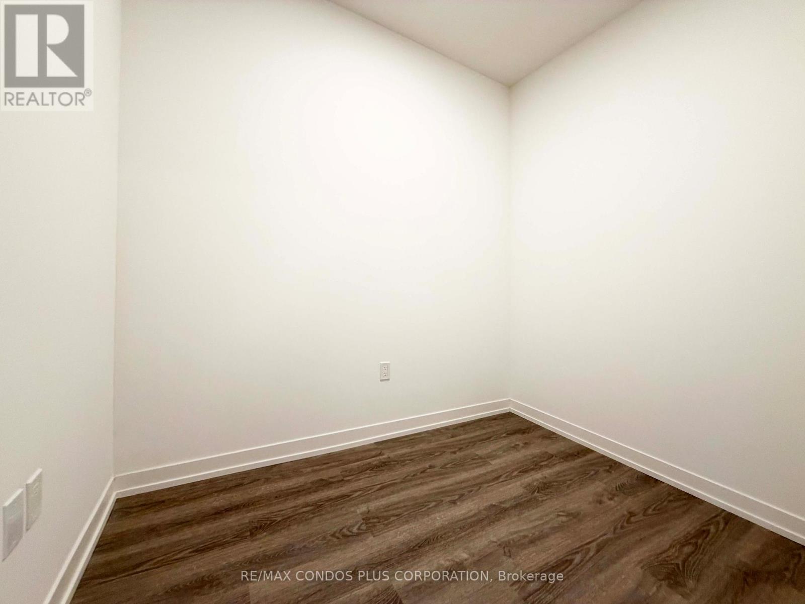 815 - 8 Interchange Way, Vaughan, Ontario  L4K 0R2 - Photo 12 - N12634772