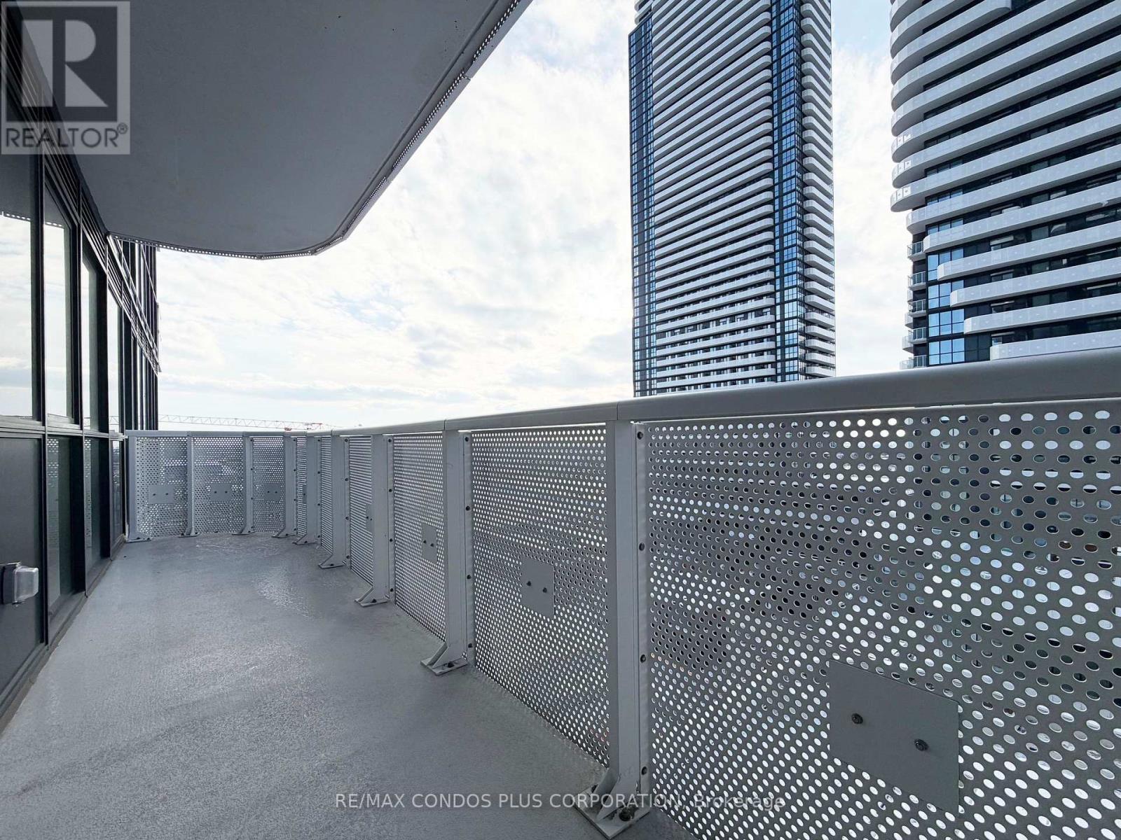 815 - 8 Interchange Way, Vaughan, Ontario  L4K 0R2 - Photo 14 - N12634772