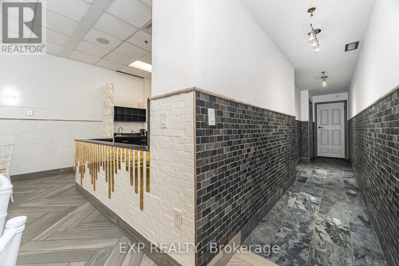 #3 - 3232 Steeles Avenue W, Vaughan, Ontario  L4K 4C8 - Photo 15 - N12634794