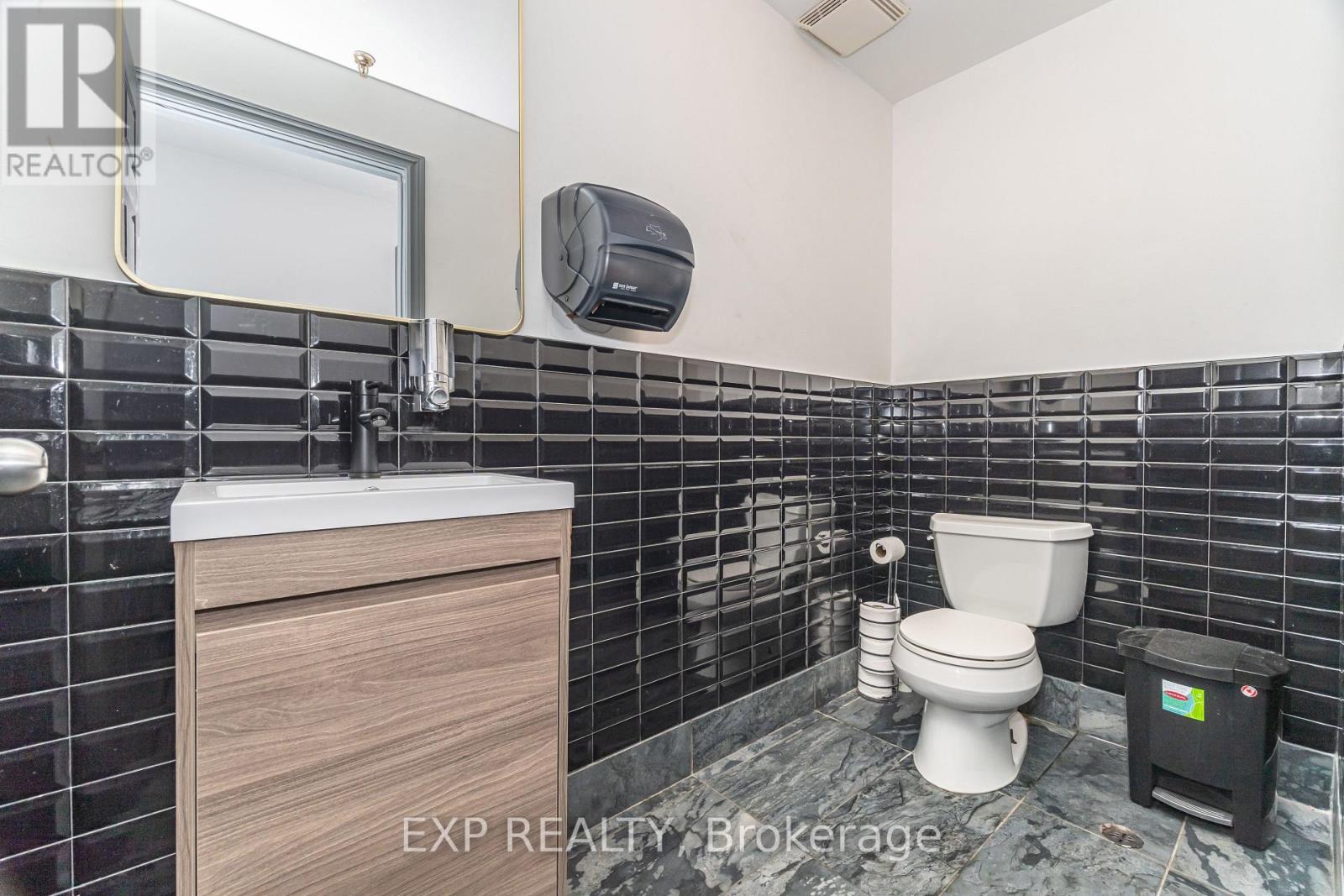 #3 - 3232 Steeles Avenue W, Vaughan, Ontario  L4K 4C8 - Photo 18 - N12634794