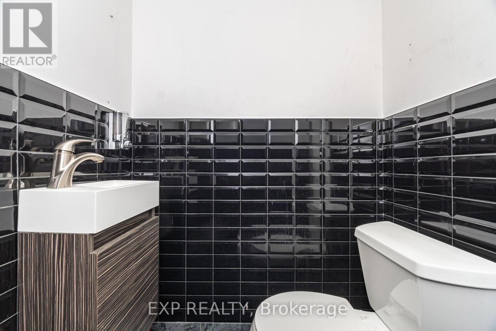 #3 - 3232 Steeles Avenue W, Vaughan, Ontario  L4K 4C8 - Photo 22 - N12634794