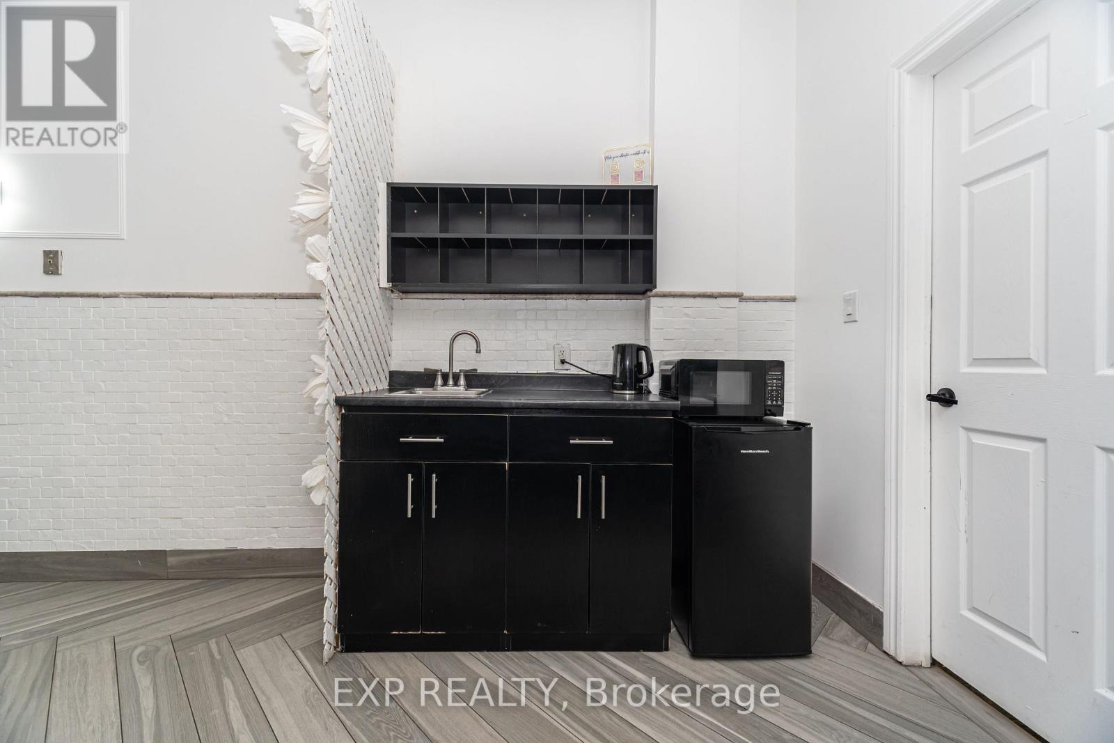 #3 - 3232 Steeles Avenue W, Vaughan, Ontario  L4K 4C8 - Photo 25 - N12634794