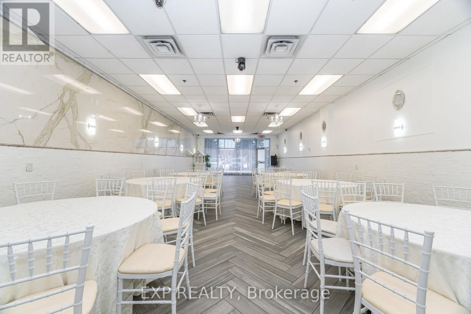 #3 - 3232 Steeles Avenue W, Vaughan, Ontario  L4K 4C8 - Photo 4 - N12634794