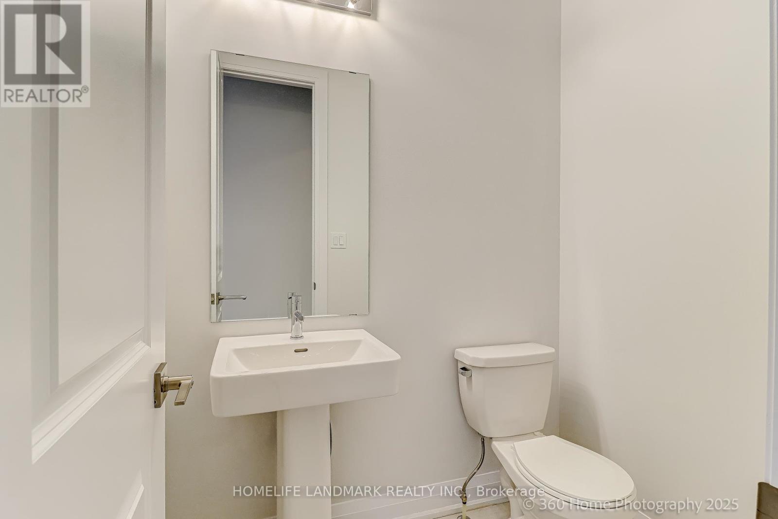 241 Seguin Street, Richmond Hill, Ontario  L4E 2Y5 - Photo 10 - N12634796