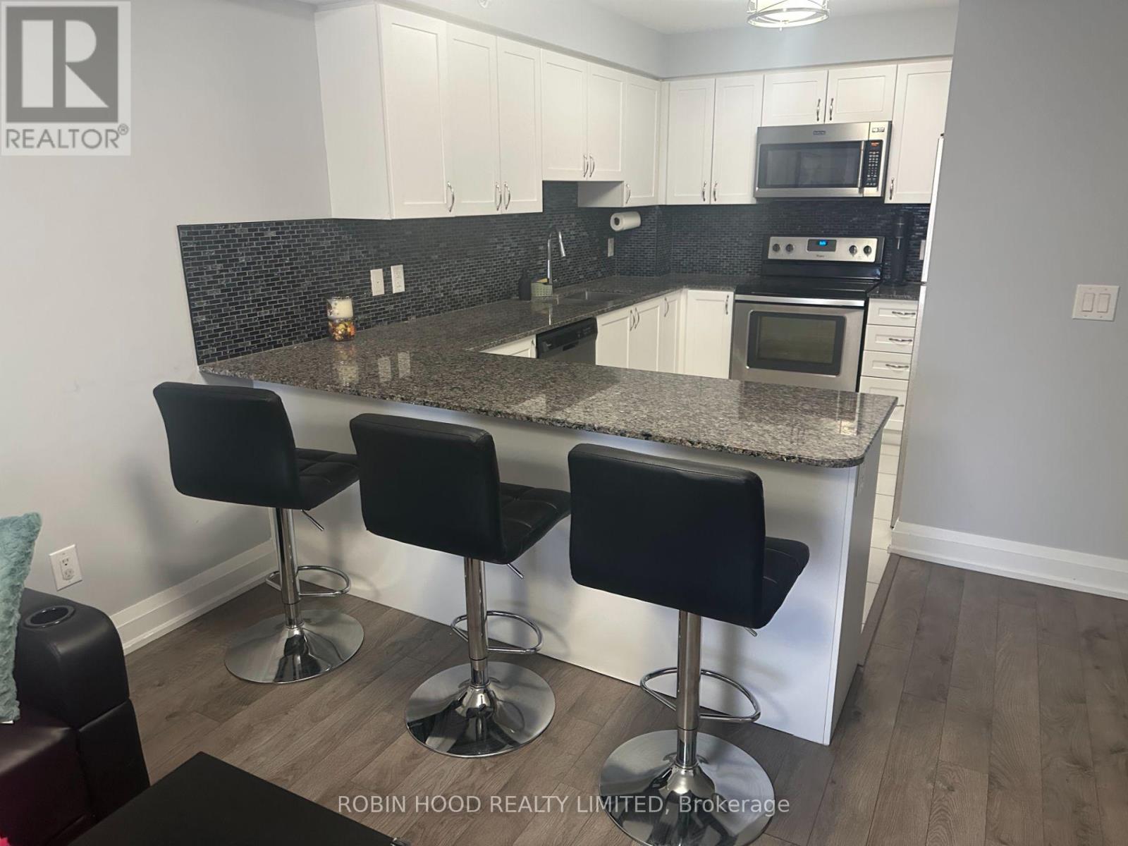 315 - 481 Rupert Avenue, Whitchurch-Stouffville, Ontario  L4A 1Y7 - Photo 2 - N12634808