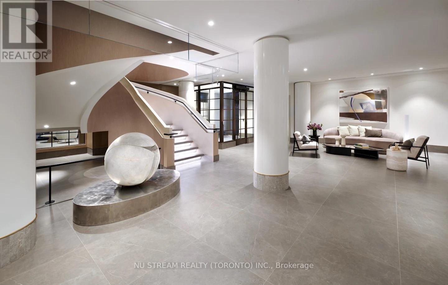 423 - 399 Royal Orchard Boulevard, Markham, Ontario  L3T 0H3 - Photo 4 - N12634810