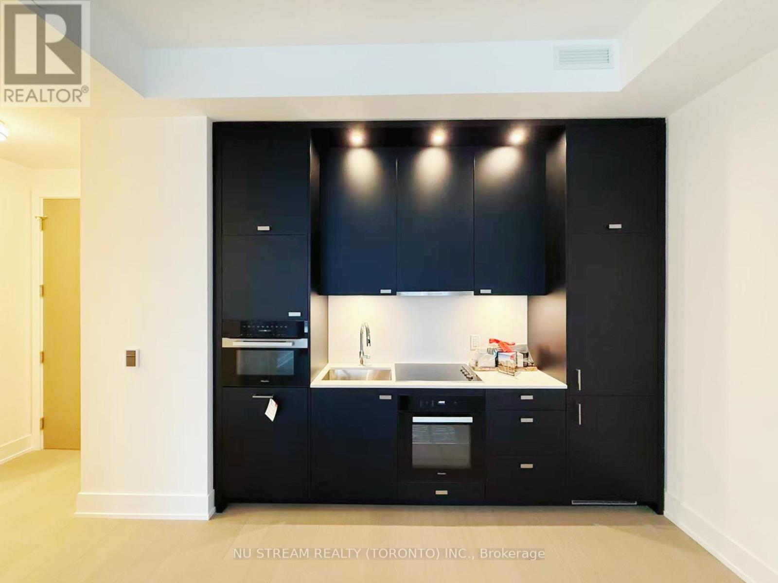 423 - 399 Royal Orchard Boulevard, Markham, Ontario  L3T 0H3 - Photo 9 - N12634810