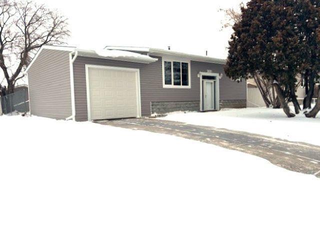 5039 49 St, Gibbons, Alberta  T0A 1N0 - Photo 2 - E4463529