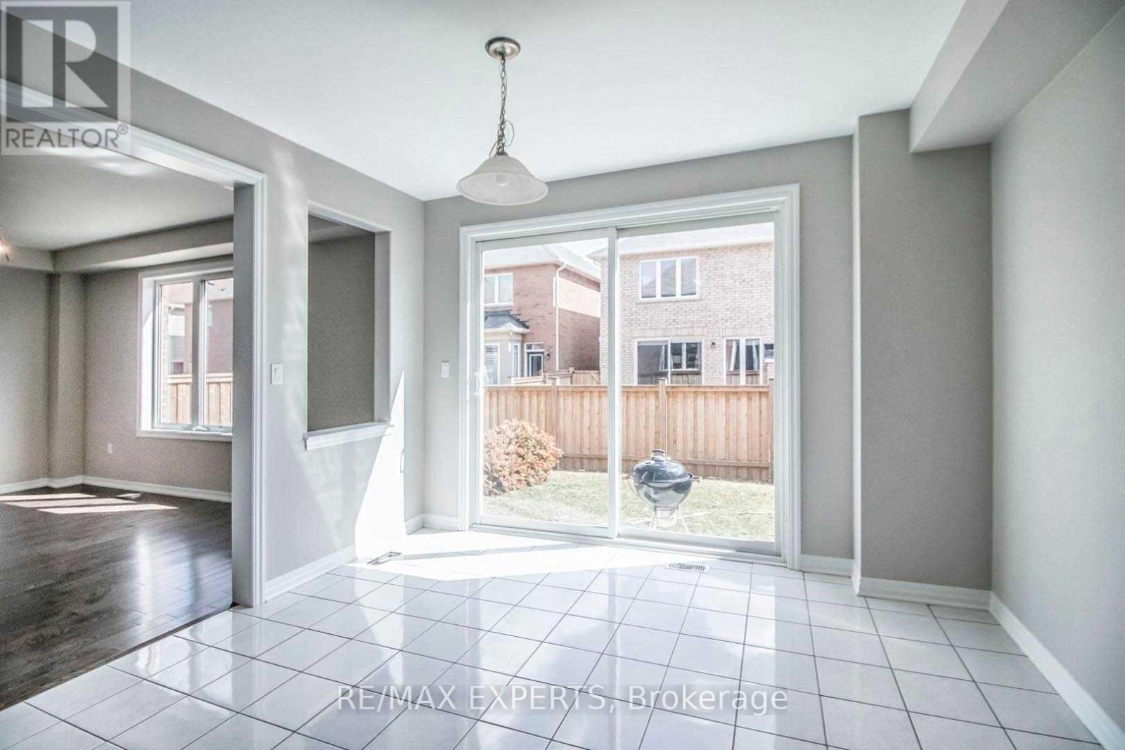 Upper - 15 Giltspur Road, Brampton, Ontario  L7A 0Y9 - Photo 8 - W12634724