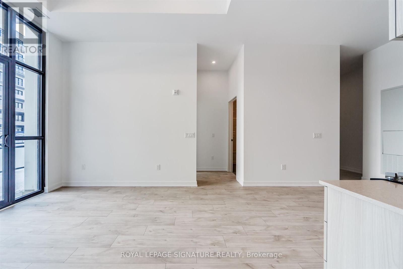 105 - 720 Whitlock Avenue, Milton, Ontario  L9E 2B5 - Photo 15 - W12634734