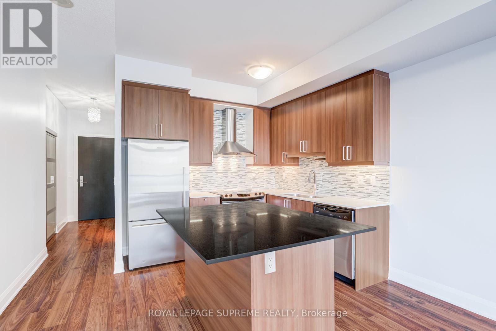 703 - 35 Fontenay Court, Toronto, Ontario  M9B 0E3 - Photo 17 - W12634770