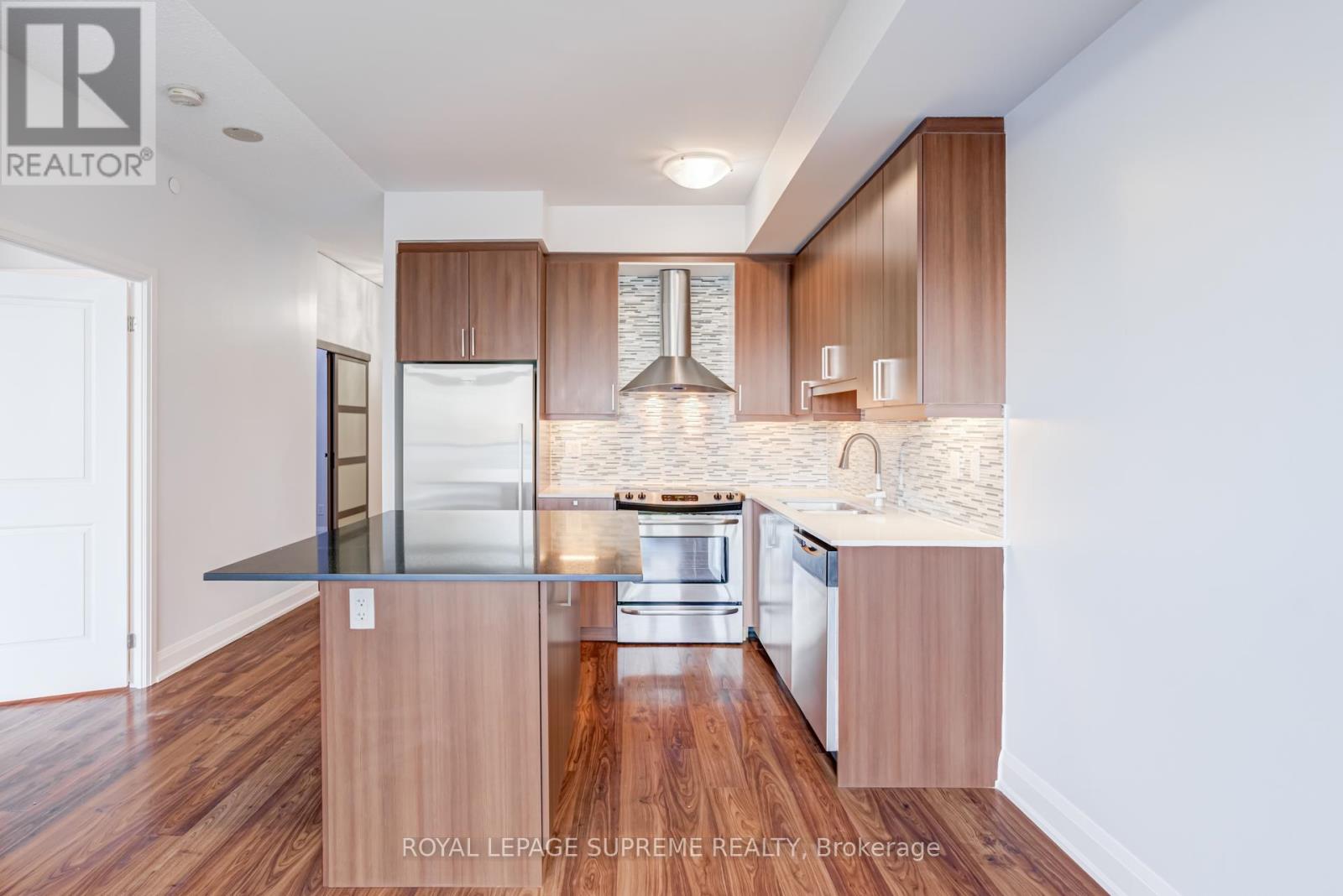 703 - 35 Fontenay Court, Toronto, Ontario  M9B 0E3 - Photo 18 - W12634770