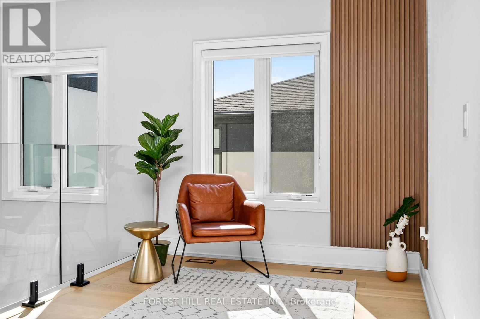 221 Morden Road, Oakville, Ontario L6K 2S2 - Photo 20 - W12634804