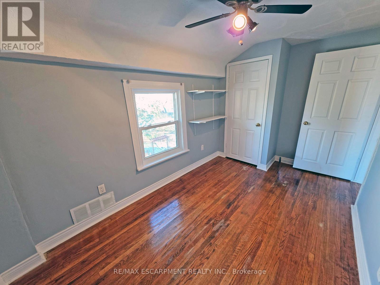 205 Main Street E, Grimsby, Ontario  L3M 1P5 - Photo 18 - X12634696