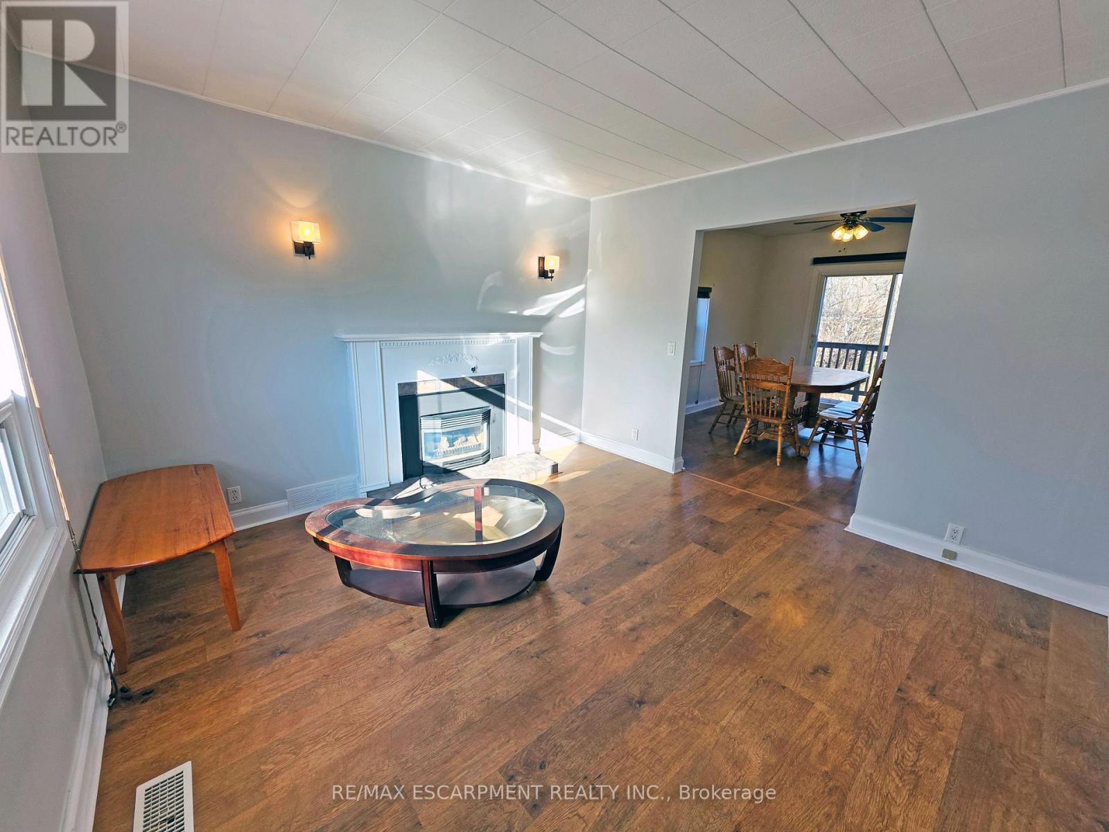 205 Main Street E, Grimsby, Ontario  L3M 1P5 - Photo 6 - X12634696