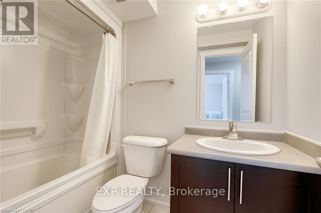 5a - 185 Windale Crescent, Kitchener, Ontario  N2E 0G3 - Photo 9 - X12634752