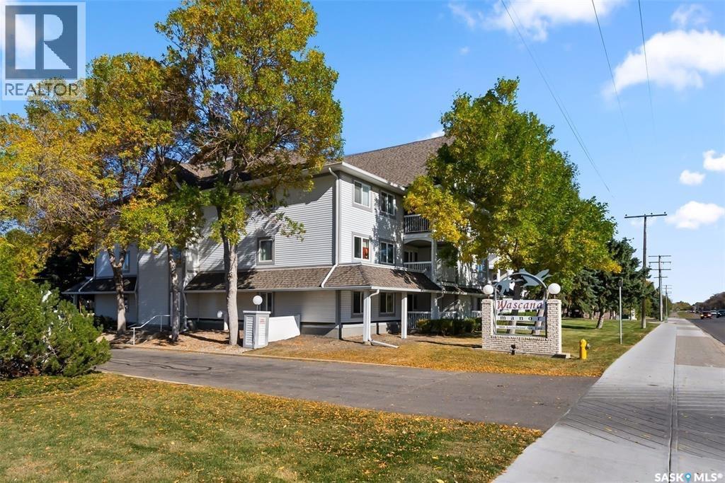 239 960 E Assiniboine Avenue, Regina, Saskatchewan  S4V 2P8 - Photo 2 - SK025596