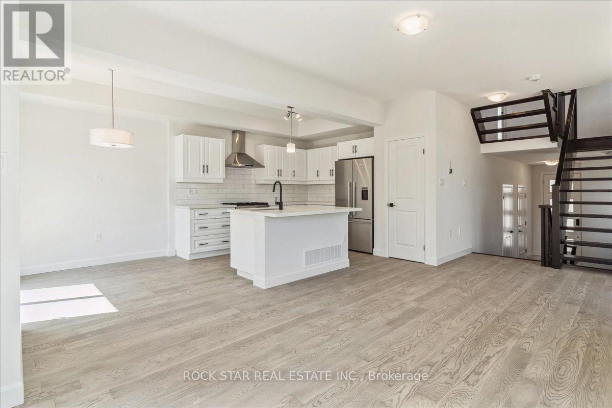 3 Southam Lane, Hamilton, Ontario  L9C 0E9 - Photo 15 - X12634396