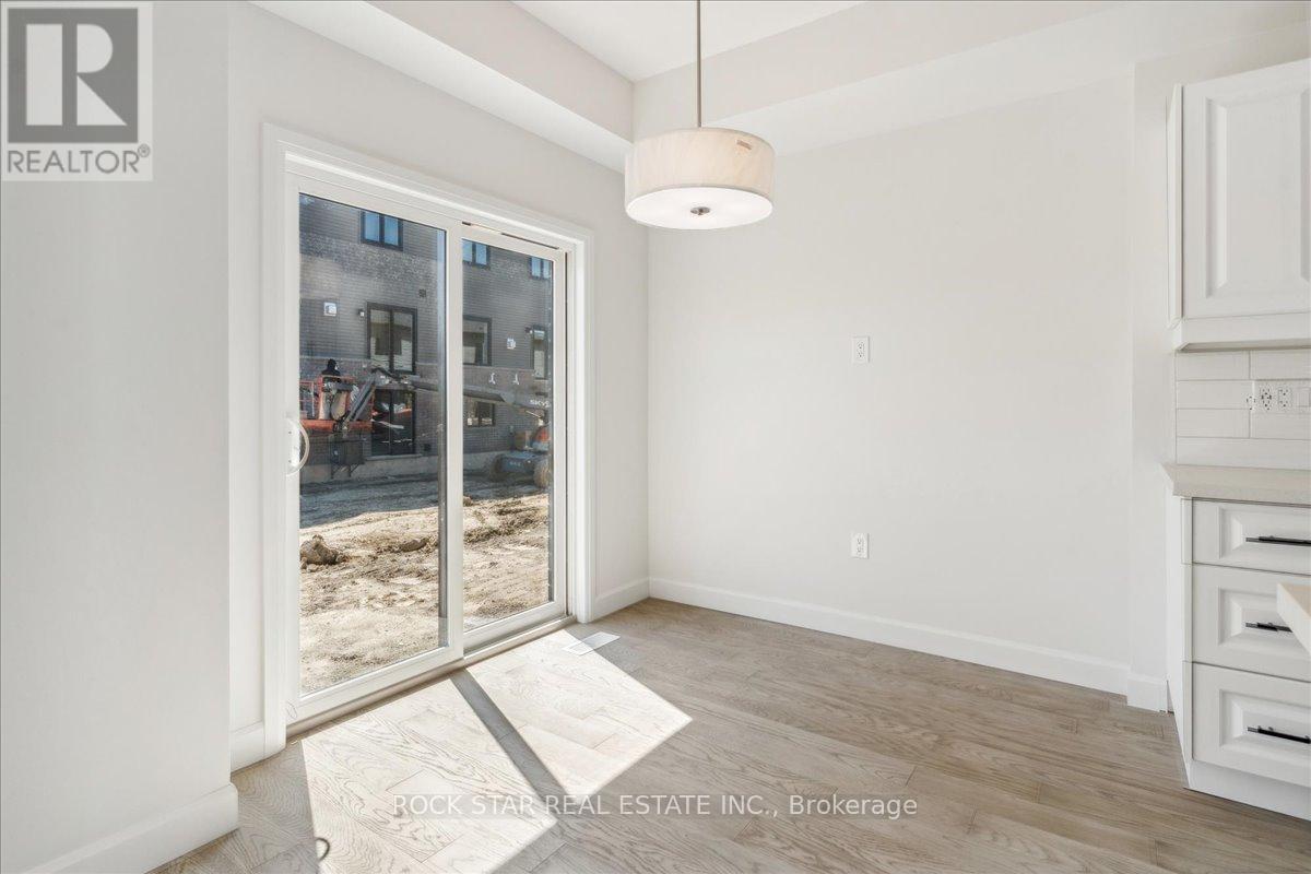 3 Southam Lane, Hamilton, Ontario  L9C 0E9 - Photo 12 - X12634396