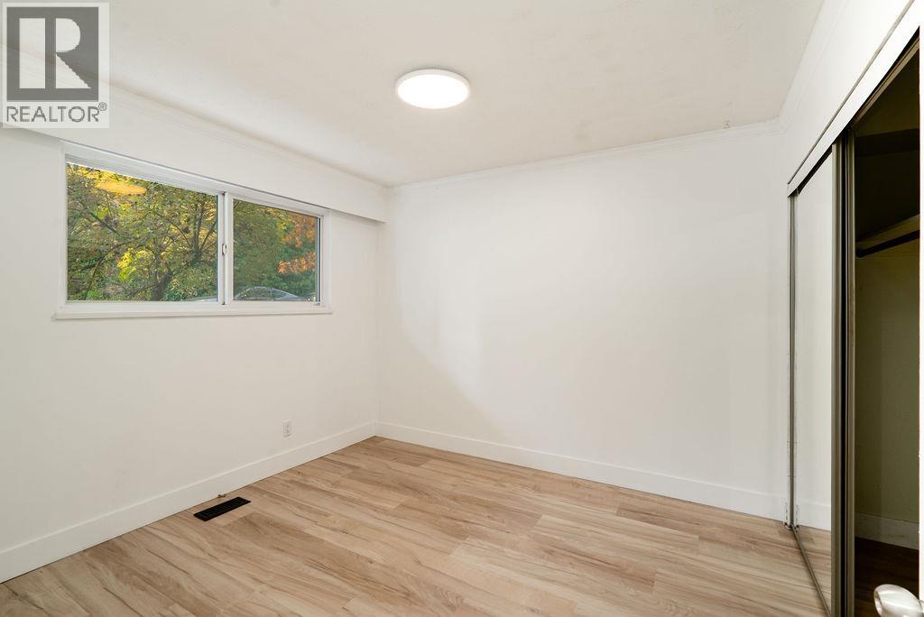 1009 Clarke Road, Port Moody, British Columbia  V3H 1M3 - Photo 12 - R3073942