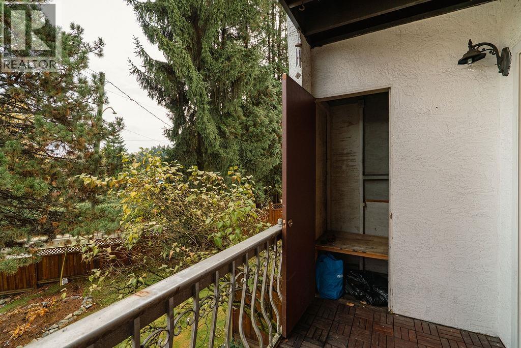 1009 Clarke Road, Port Moody, British Columbia  V3H 1M3 - Photo 30 - R3073942