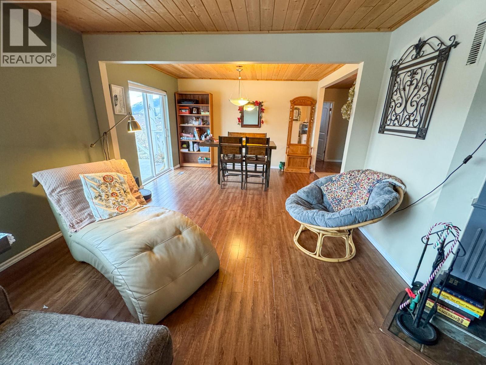 1827 97th Street, Osoyoos, British Columbia  V0H 1V1 - Photo 9 - 10371199