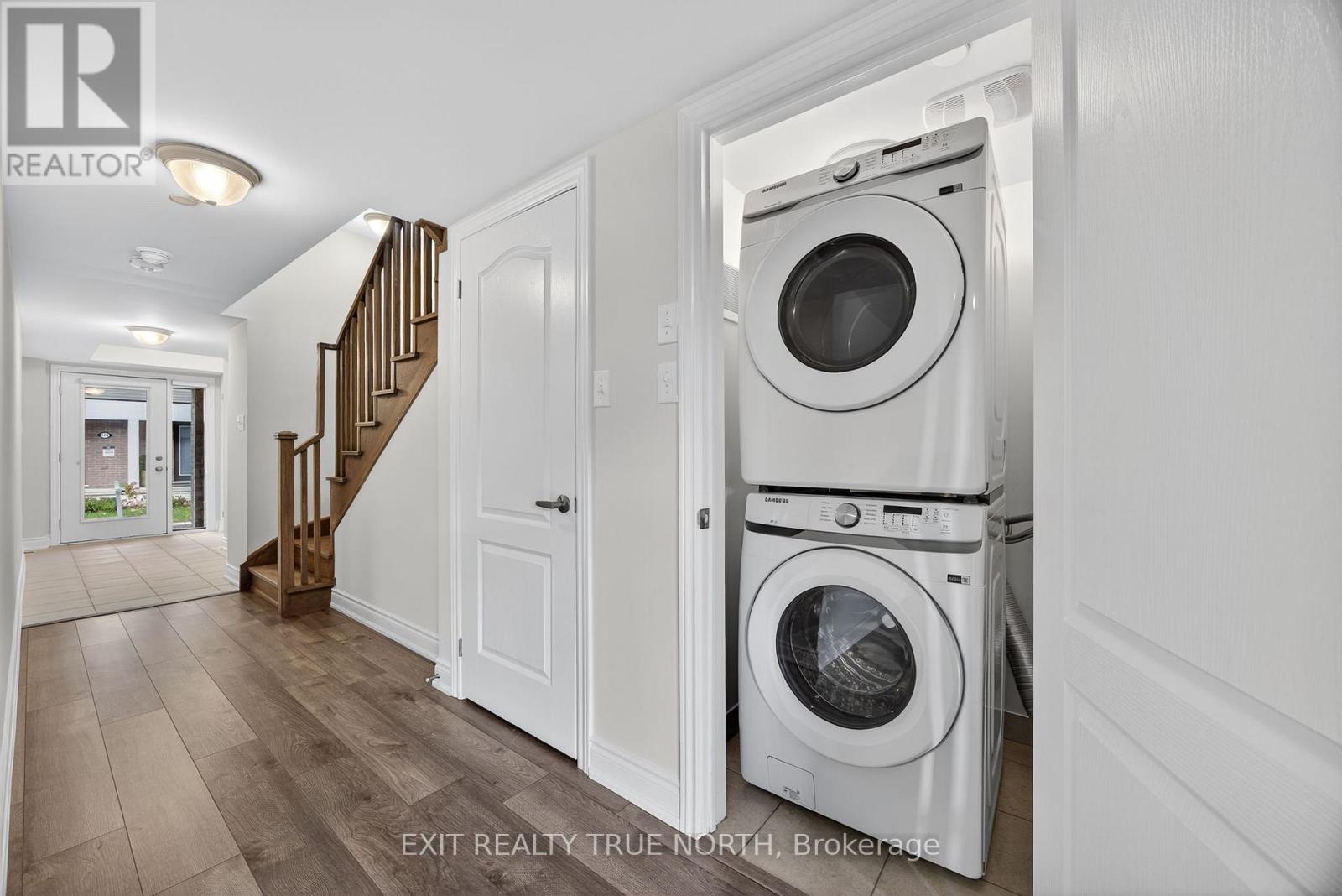 123 Marina Village Drive, Georgian Bay, Ontario  L0K 1S0 - Photo 5 - X12482196