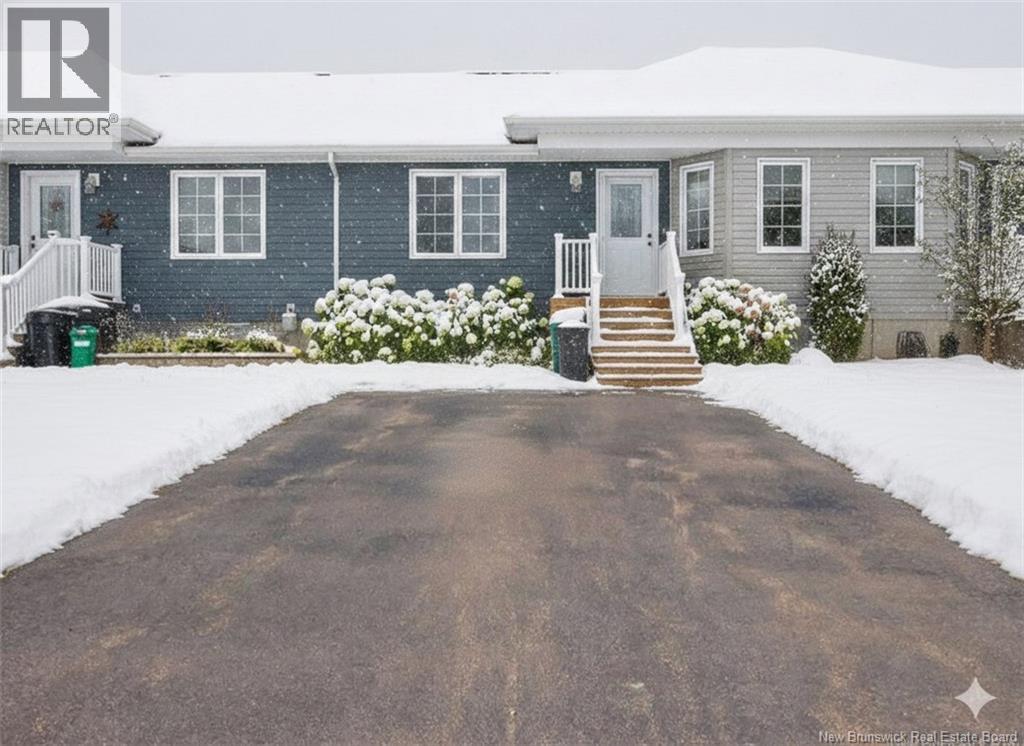 56 Golden Street, Moncton, New Brunswick E1G 5T4 - Photo 1 - NB126131