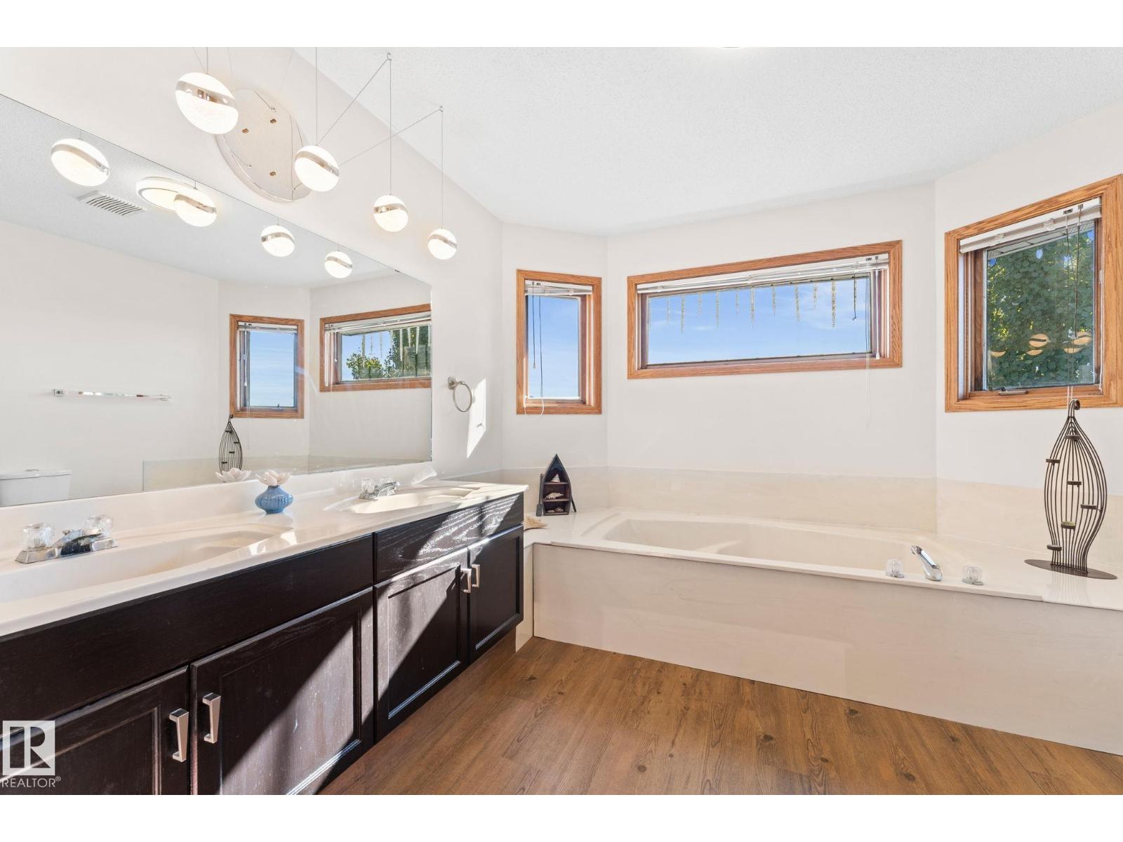 6018 156 Av Nw, Edmonton, Alberta  T5Y 2M8 - Photo 22 - E4462208