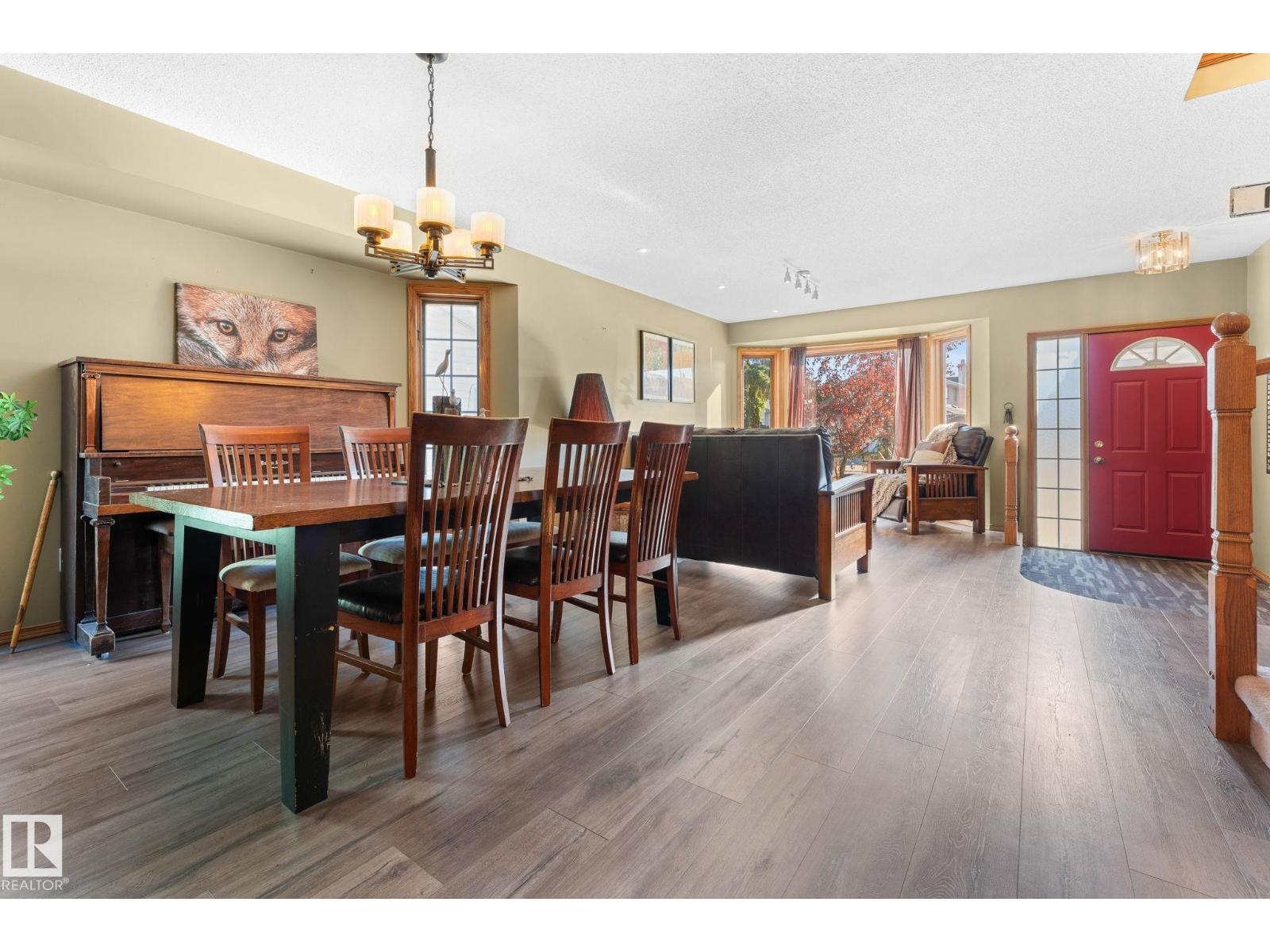 6018 156 Av Nw, Edmonton, Alberta  T5Y 2M8 - Photo 6 - E4462208