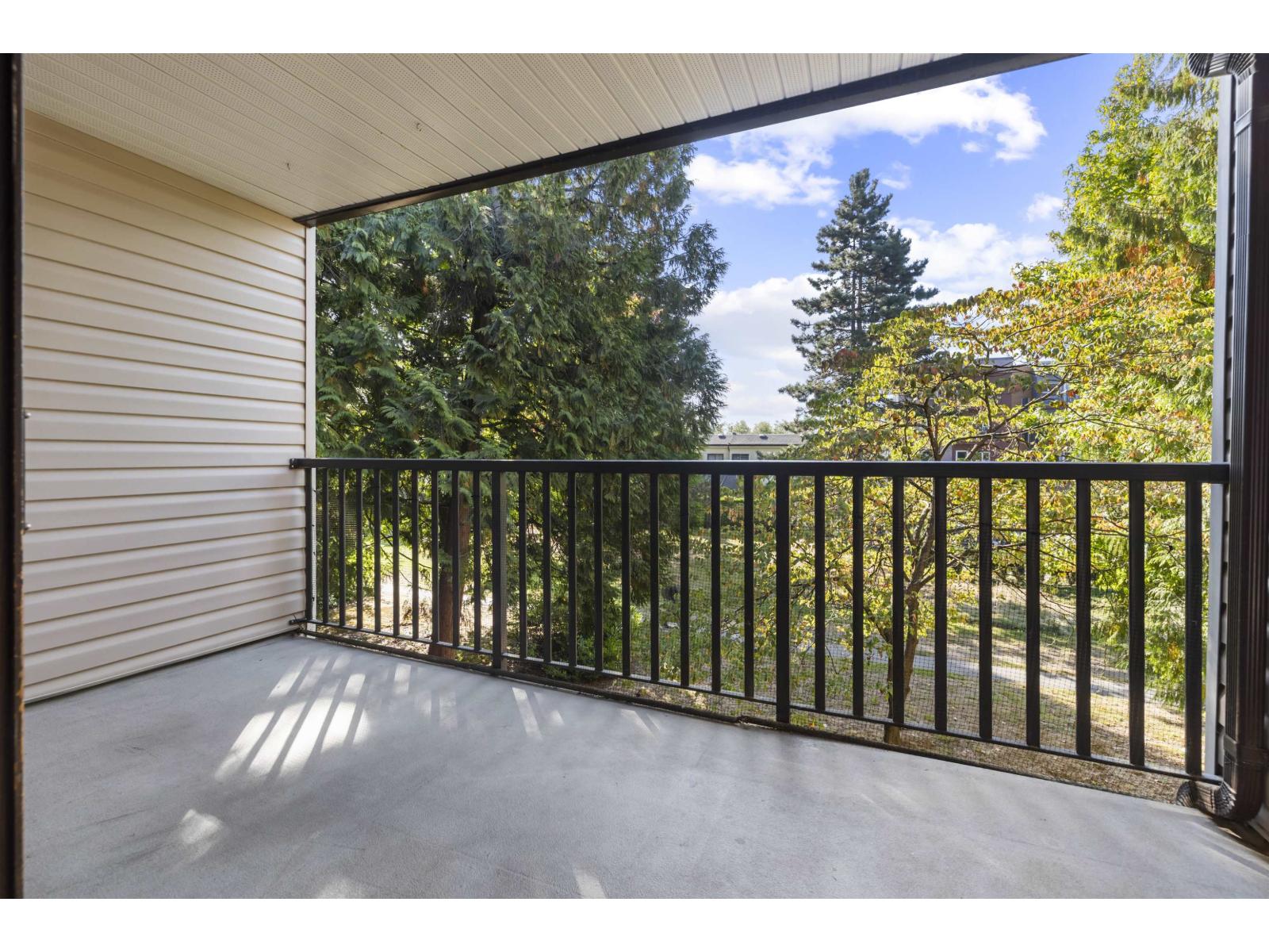 209 15268 100 Avenue, Surrey, British Columbia  V3R 7V1 - Photo 31 - R3053436