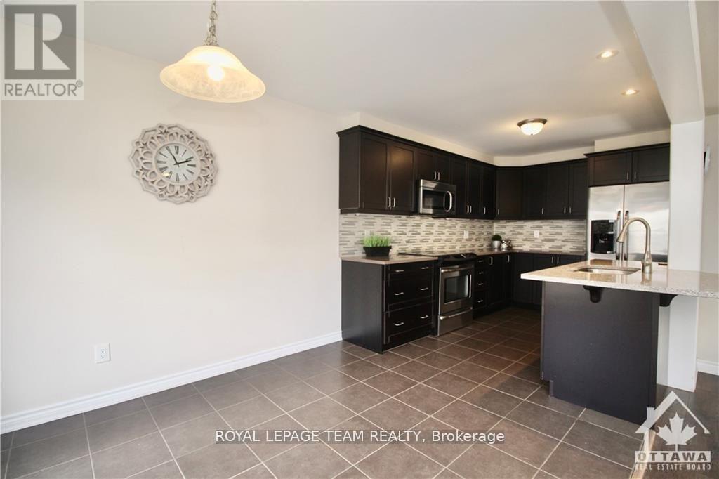507 Foxlight Circle, Ottawa, Ontario  K2R 1G9 - Photo 12 - X12551118