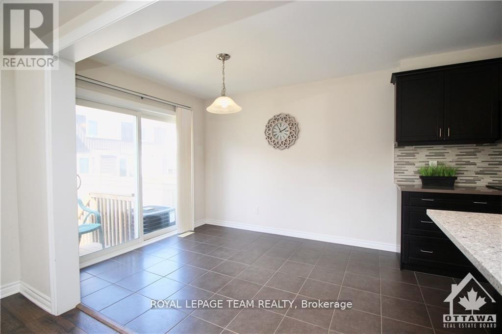 507 Foxlight Circle, Ottawa, Ontario  K2R 1G9 - Photo 11 - X12551118