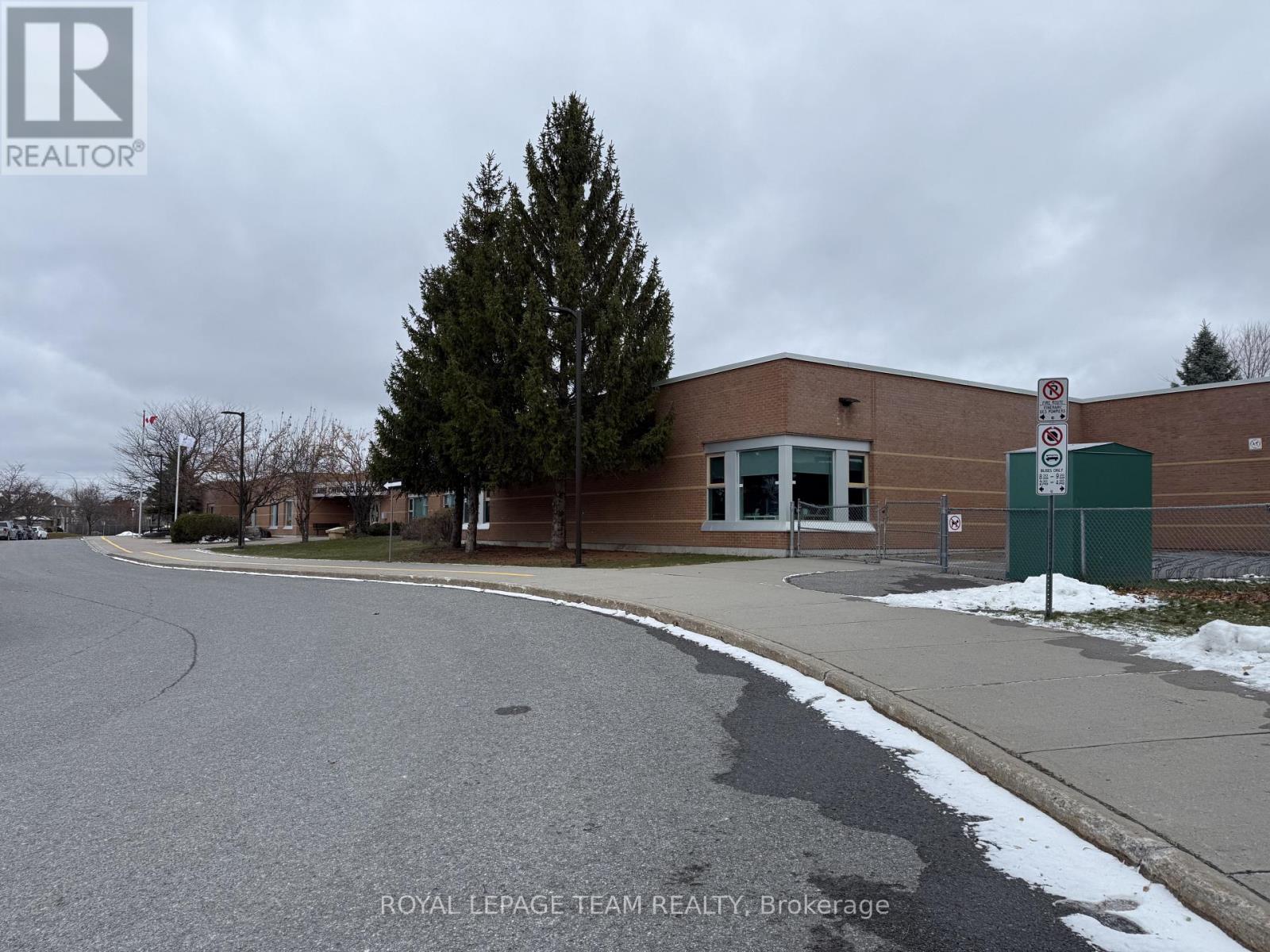 507 Foxlight Circle, Ottawa, Ontario  K2R 1G9 - Photo 43 - X12551118