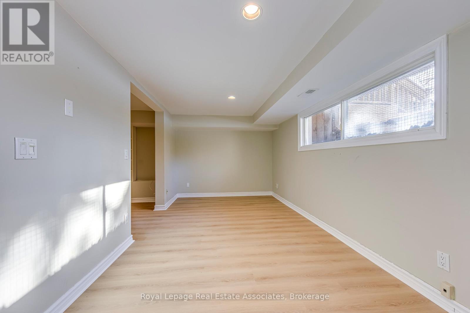 123 Melrose Avenue, Toronto, Ontario  M5M 1Y8 - Photo 39 - C12634856