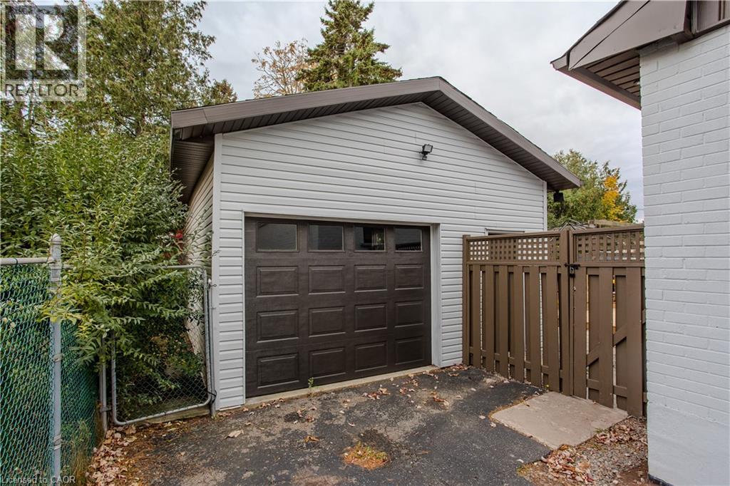 260 Foxbar Road, Burlington, Ontario  L7L 3A3 - Photo 43 - 40793910