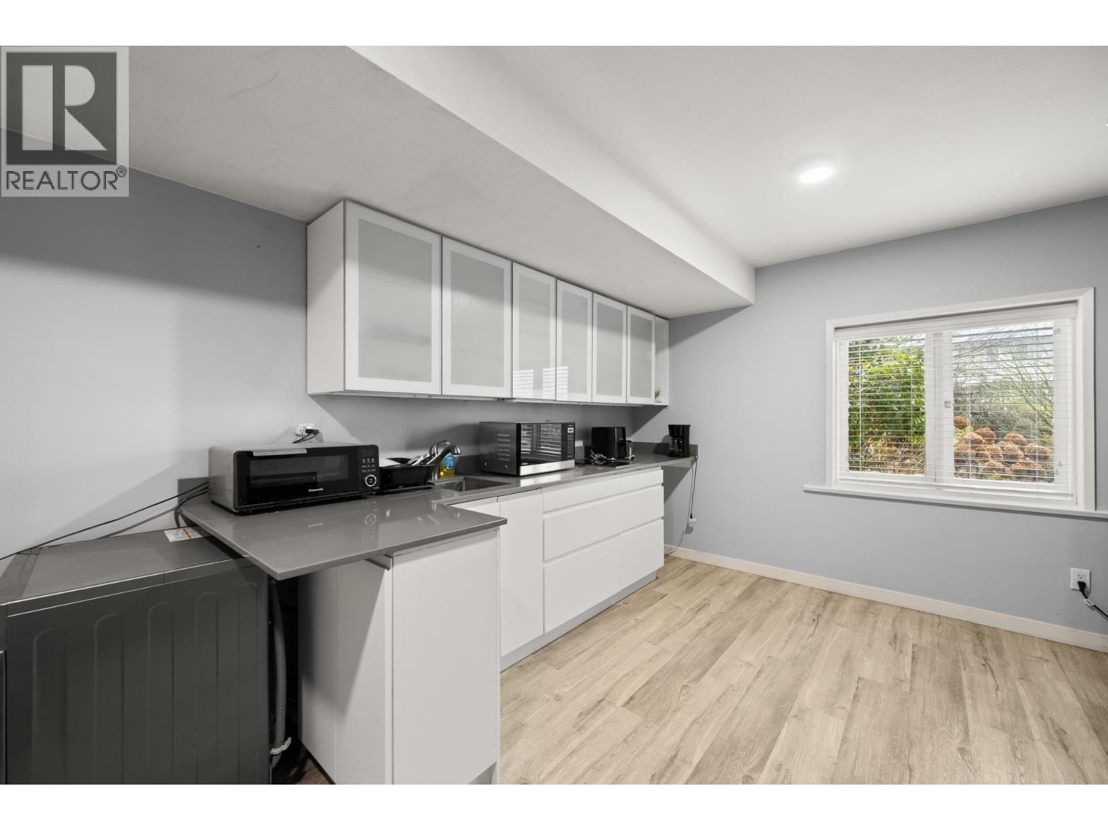 4863 Cambridge Street, Burnaby, British Columbia  V5C 1H9 - Photo 25 - R3073915