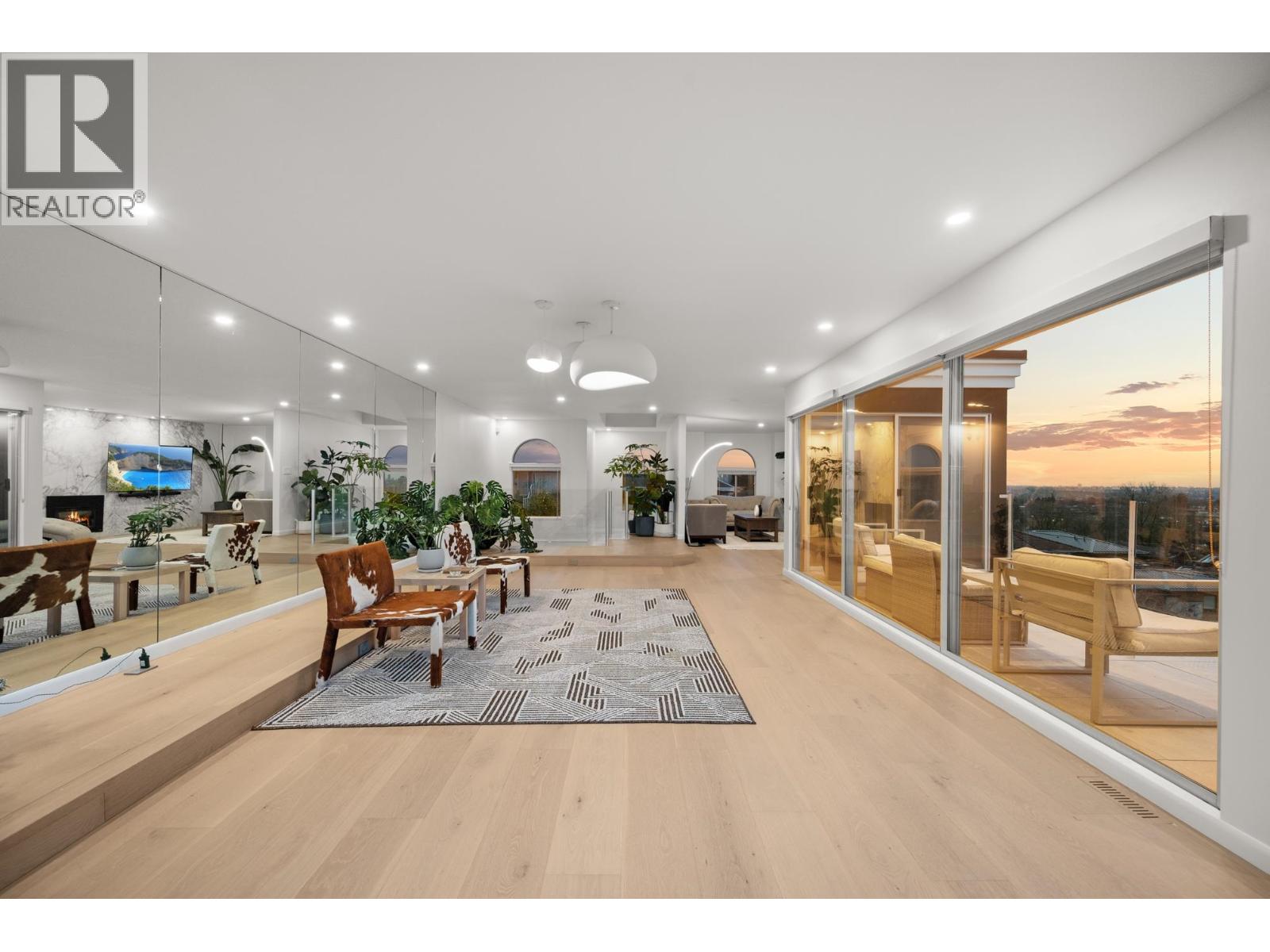 4863 CAMBRIDGE STREET, Burnaby, British Columbia