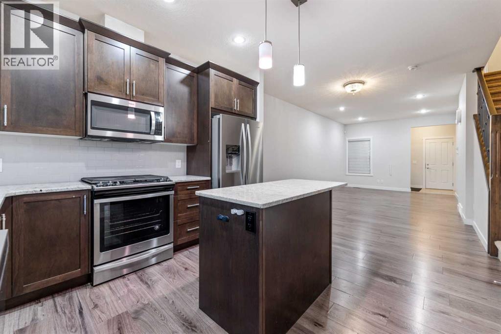 29 Saddlestone Link Ne, Calgary, Alberta  T3J 2B6 - Photo 10 - A2271665